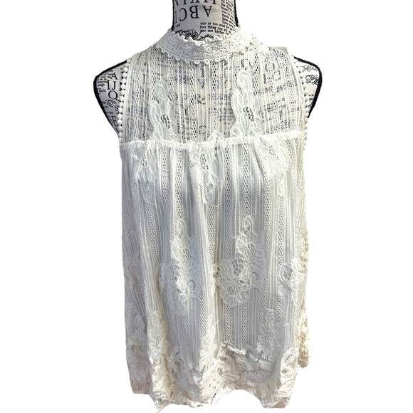 Xhilaration Cold Shoulder Top Victorian Style Lace & Embroidered Plus Size XXL - Picture 4 of 16